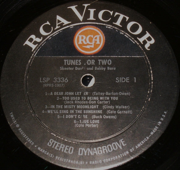 Skeeter Davis & Bobby Bare : Tunes For Two (LP, Album)