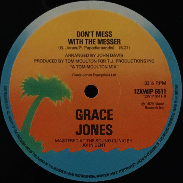 Grace Jones : On Your Knees (12", Single)