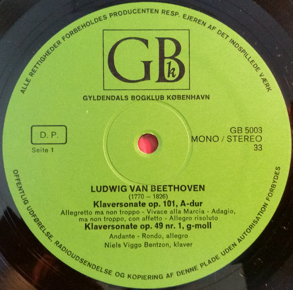 Niels Viggo Bentzon : Niels Viggo Bentzon Spiller Beethoven (LP, Album)