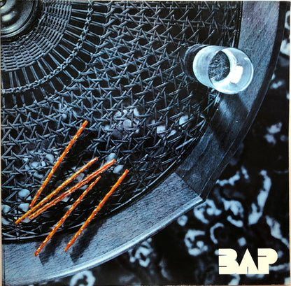 BAP : Zwesche Salzjebäck Un Bier (LP, Album, Emb)