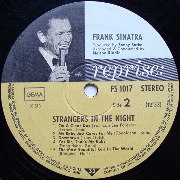 Frank Sinatra : Strangers In The Night (LP, Album)