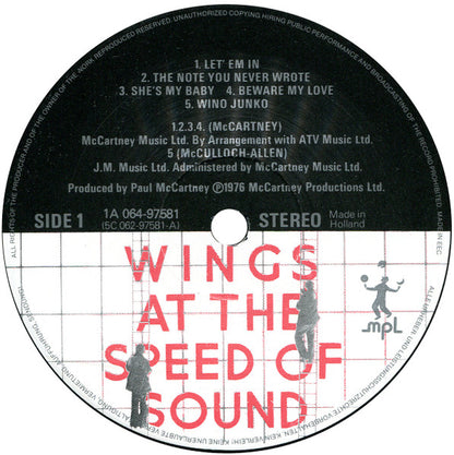 Wings (2) : Wings At The Speed Of Sound (LP, Album, RP)