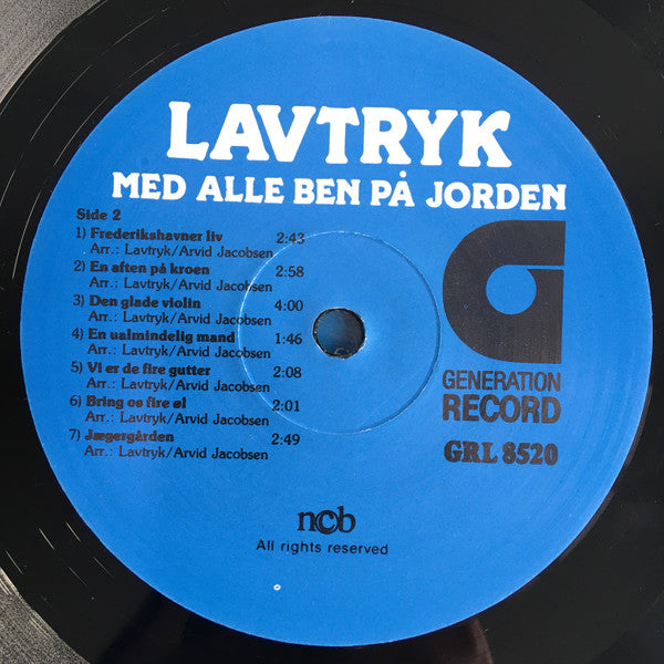 Lavtryk : Med Alle Ben På Jorden (LP, Album)