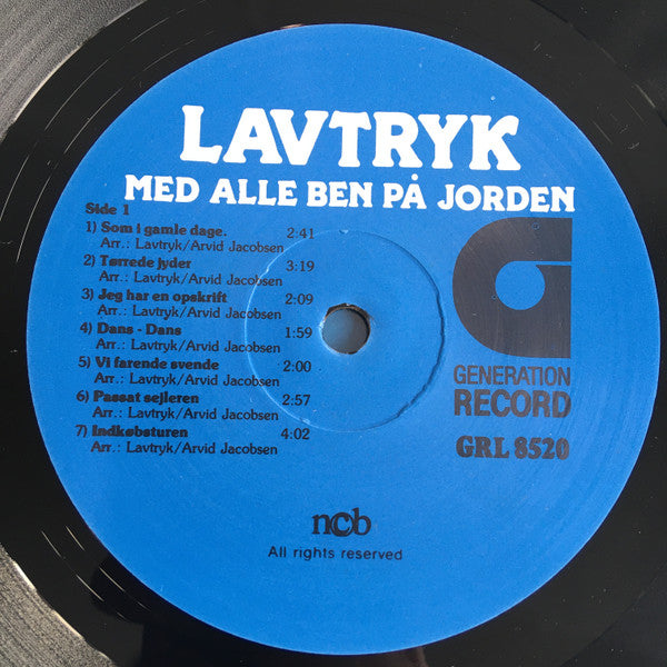 Lavtryk : Med Alle Ben På Jorden (LP, Album)