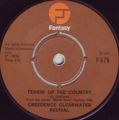 Creedence Clearwater Revival : Someday Never Comes / Tearin' Up The Country (7", Single)