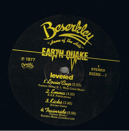 Earth Quake (2) : Leveled (LP, Album)