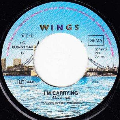 Wings (2) : London Town (7", Single)