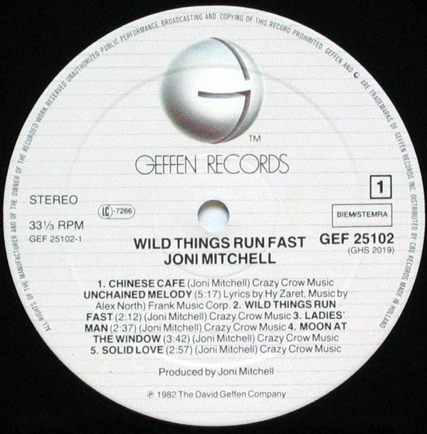 Joni Mitchell : Wild Things Run Fast (LP, Album, Gat)