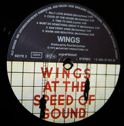 Wings (2) : Wings At The Speed Of Sound (LP, Album)