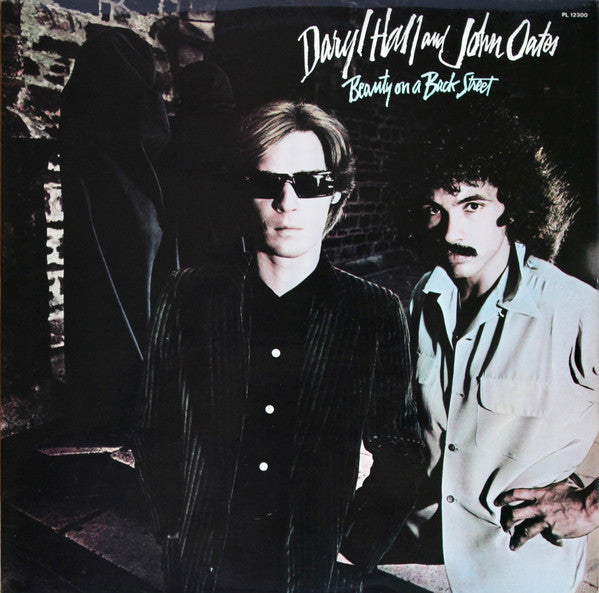 Daryl Hall & John Oates : Beauty On A Back Street (LP, Album)