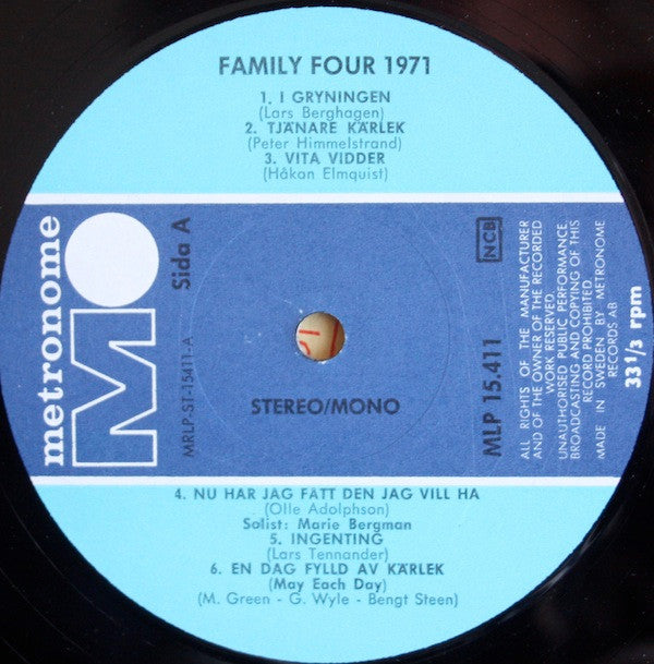 Family Four (2) : Family Four 1971 (LP, Album)