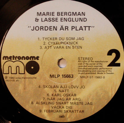 Marie Bergman & Lasse Englund : Jorden Är Platt (LP, Album)