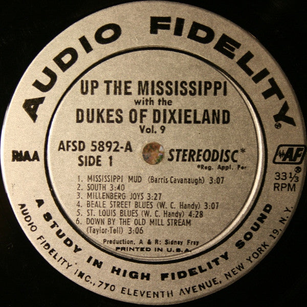 The Dukes Of Dixieland : Up The Mississippi With The Dukes Of Dixieland Vol. 9 (LP, Album, Gat)