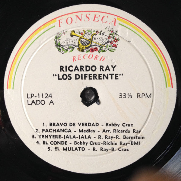 Ricardo Ray & Bobby Cruz : Los Diferentes En Puerto Rico (LP, Album, Comp)