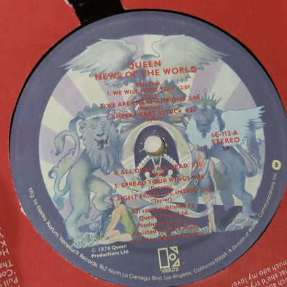 Queen : News Of The World (LP, Album, Gat)