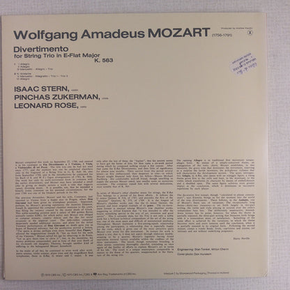 Wolfgang Amadeus Mozart, Isaac Stern, Pinchas Zukerman, Leonard Rose : Divertimento For String Trio In E-Flat, K. 563 (LP, Album, Gat)