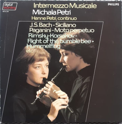 Michala Petri, Hanne Petri : Intermezzo Musicale (LP, Album)