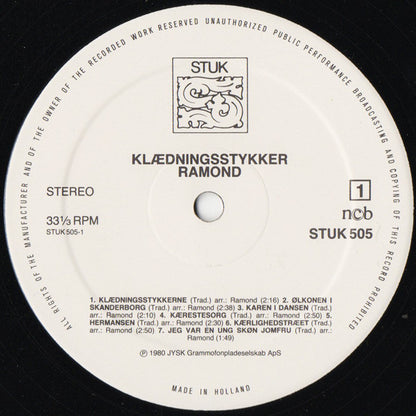 Folkemusikgruppen Ramund : Klædningsstykker (LP, Album)