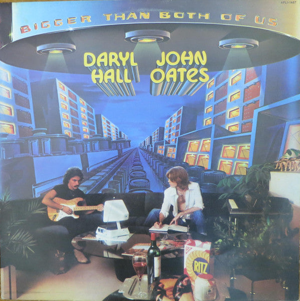 Daryl Hall & John Oates : Bigger Than Both Of Us (LP, Album)