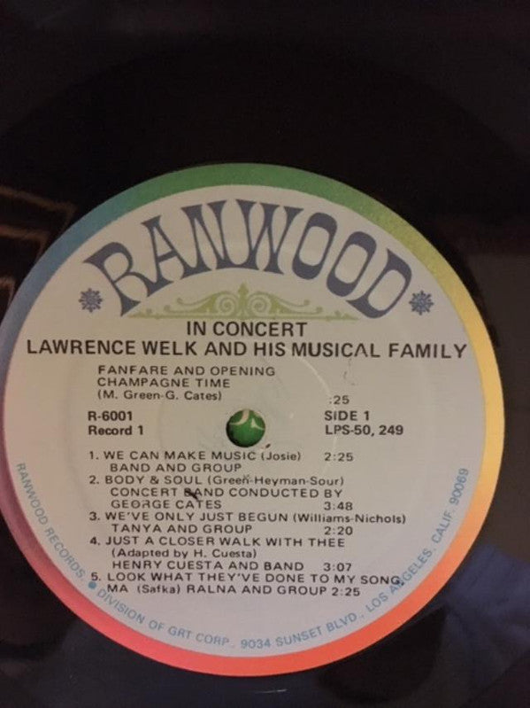 Lawrence Welk And His Musical Family : In Concert  (2xLP, Gat)