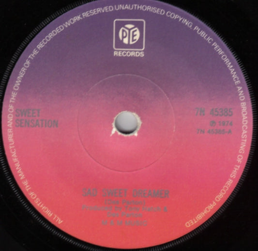 Sweet Sensation (2) : Sad Sweet Dreamer (7", Single, Sol)