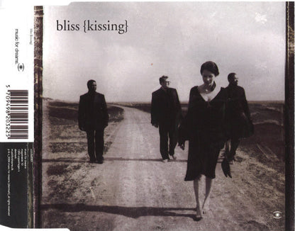 Bliss : Kissing (CD, Single, Enh)