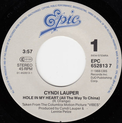 Cyndi Lauper : Hole In My Heart (All The Way To China) (7", Single)