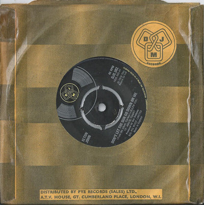 Elton John : Don't Let The Sun Go Down On Me (7", Single, Pus)