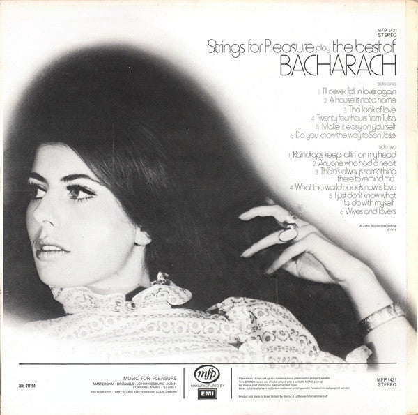 Strings For Pleasure : Strings For Pleasure Play The Best Of Bacharach (LP)