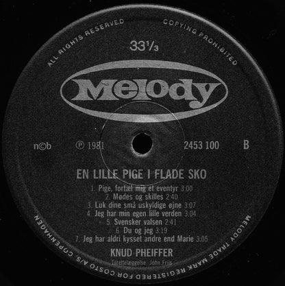 Knud Pheiffer : En Lille Pige I Flade Sko (LP, Comp)