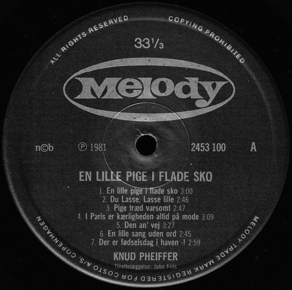 Knud Pheiffer : En Lille Pige I Flade Sko (LP, Comp)