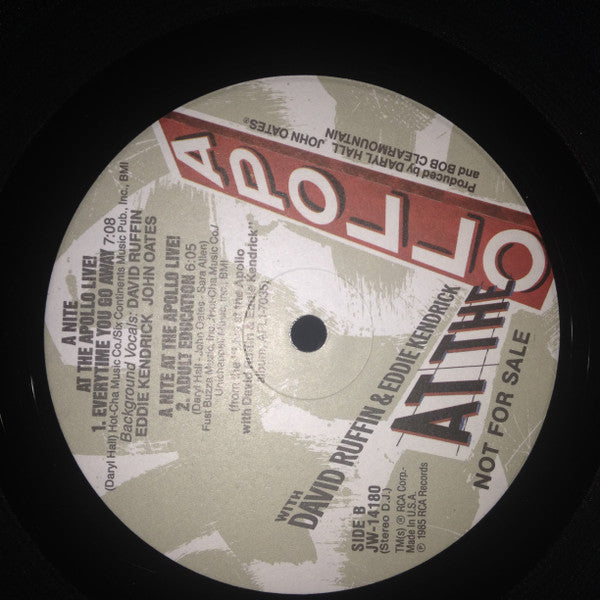 Daryl Hall & John Oates Featuring David Ruffin & Eddie Kendricks : A Nite At The Apollo Live! (12", Promo)