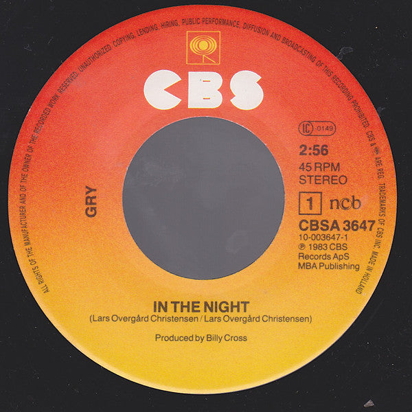 Gry (3) : In The Night / It's Over (7", Single)