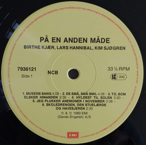 Birthe Kjær, Lars Hannibal & Kim Sjøgren : På En Anden Måde (LP, Album)